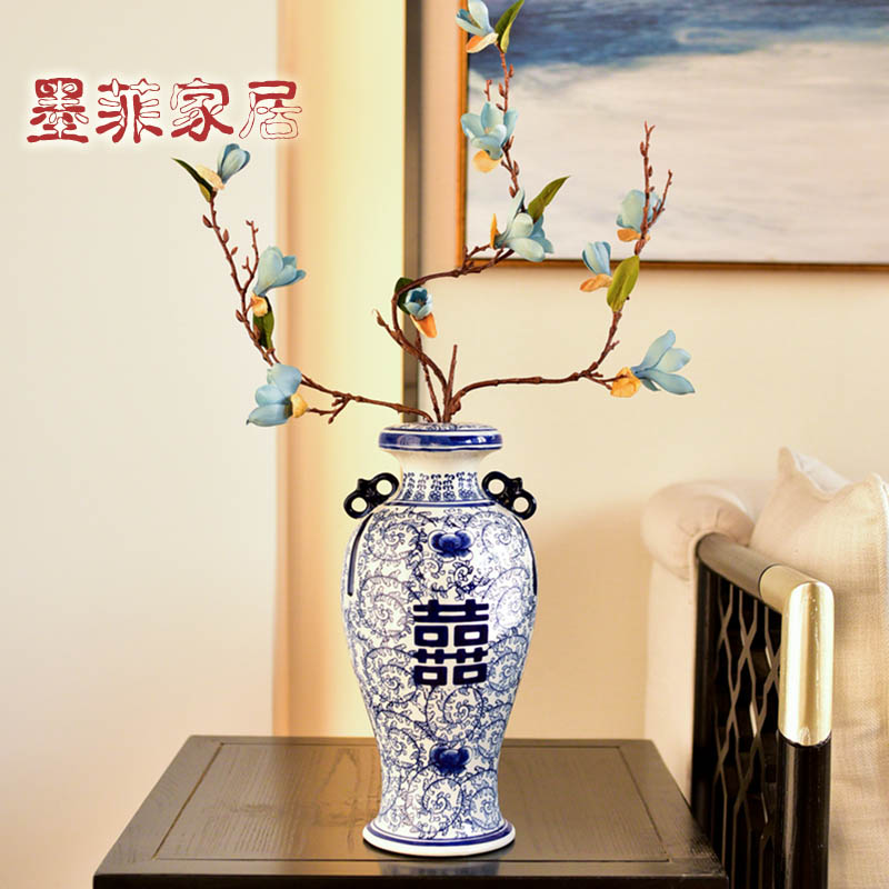 New Chinese style of jingdezhen blue and white porcelain vase furnishing articles sitting room of TV ark, wine porch decoration decoration flower arranging