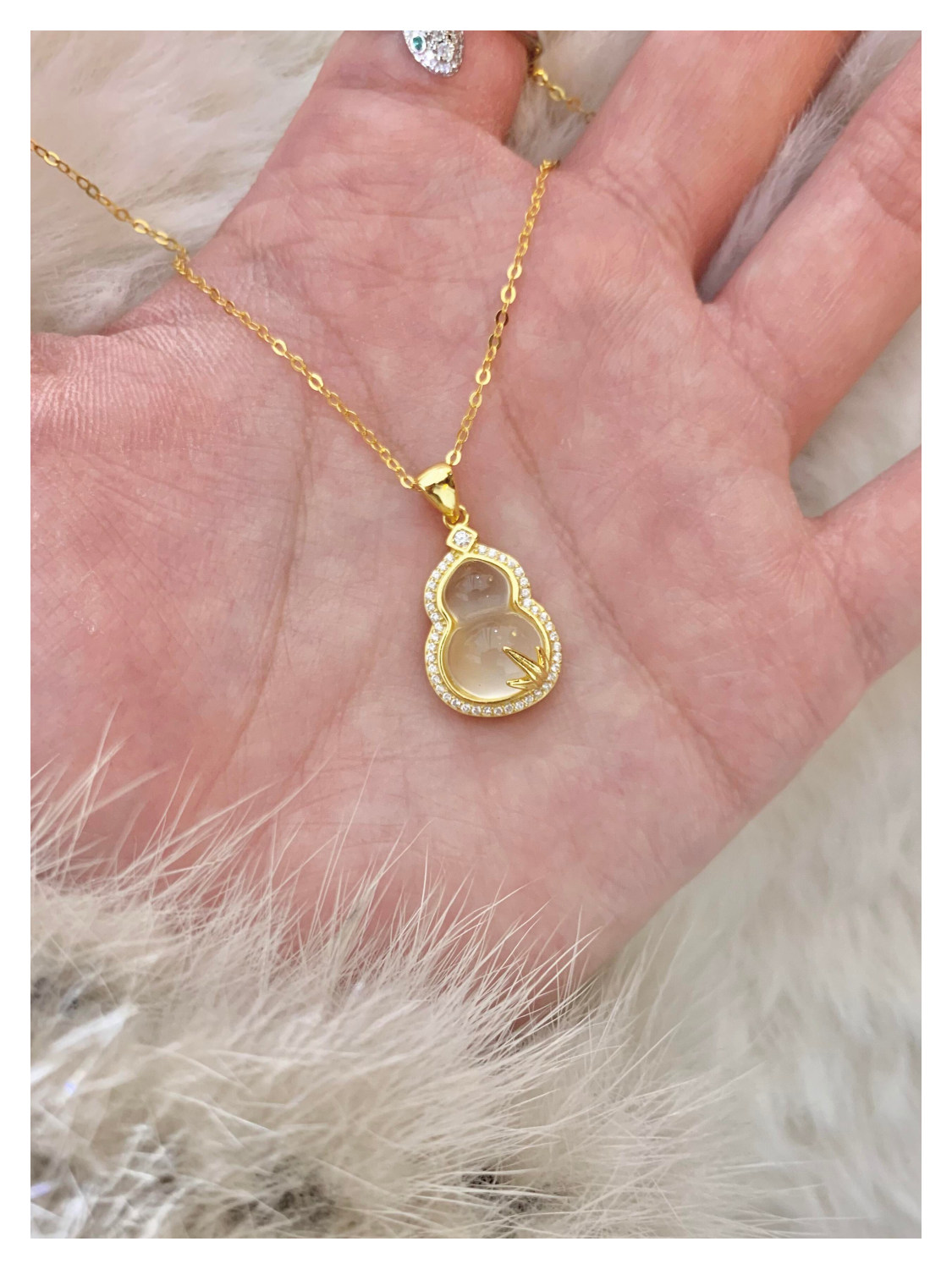 Серебряное ожерелье sukeew/酥可 金枝玉叶s925银不掉色白玉髓竹叶葫芦吊坠项炼女新品