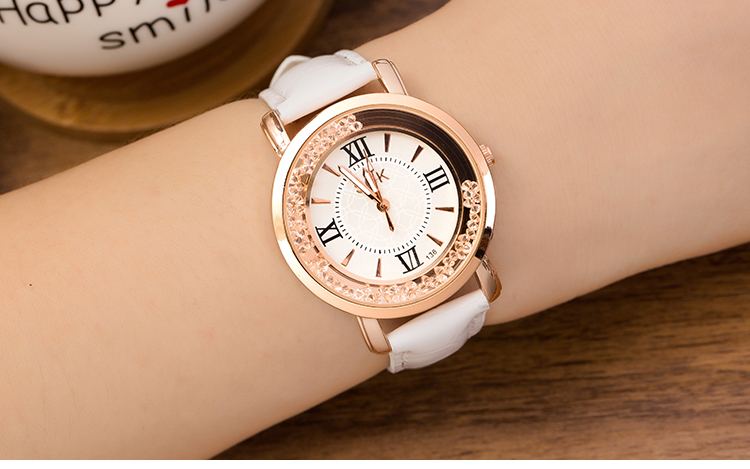 2、买一块时髦的手表，你有什么推荐的？ 