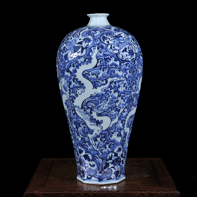 Jingdezhen ceramics imitation says Dr. In xiangyun vases, antique collection classical household handicraft furnishing articles