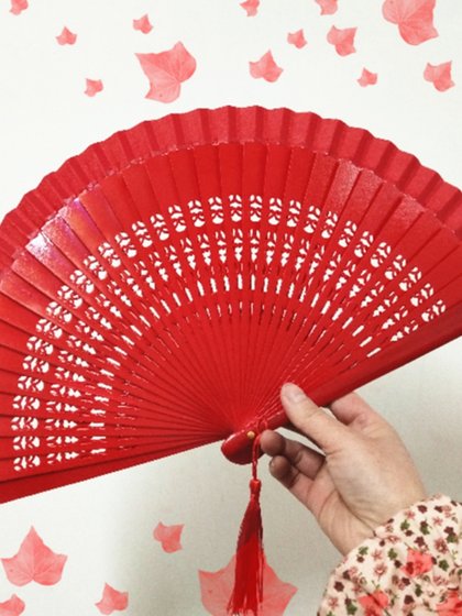 1 무료 배송 날개 chun 댄싱 나무 칩 팬 7 인치 접이식 팬 스페인어 책 Jian Dance Red Doubleded Dance New Fan 1 무료 배송 날개 chun 댄싱 나무 칩 팬 7 인치 접이식 팬 스페인어 책 Jian Dance Red Doubleded Dance New Fan