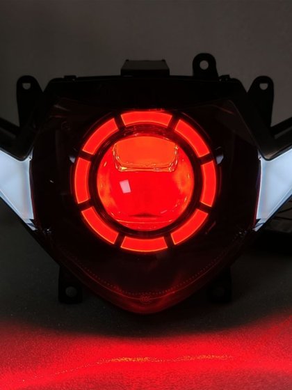 스즈키 GSX250R 수정 된 천사 눈 헤드 라이트 GSX250R 헤드 라이트 어셈블리 수정 LED 이중 조명 렌즈에 적합합니다. 스즈키 GSX250R 수정 된 천사 눈 헤드 라이트 GSX250R 헤드 라이트 어셈블리 수정 LED 이중 조명 렌즈에 적합합니다.