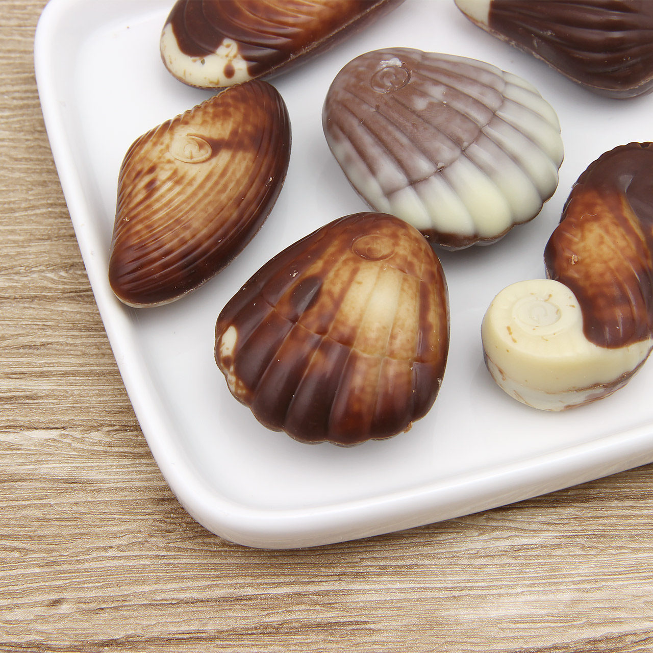 包邮 比利时进口guylian吉利莲金贝壳巧克力礼盒250g 生日礼物