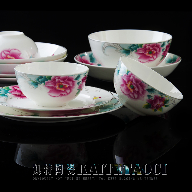 Up Phnom penh dish suits for Chinese ipads porcelain tableware household use of ceramic plate combination wedding gift set