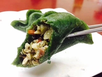 Very happy food shop now makes wormwood grass youth group Qingming fruit hemp leaf Amy fruit dumplings peasant dumplings 20 handmade dumplings
