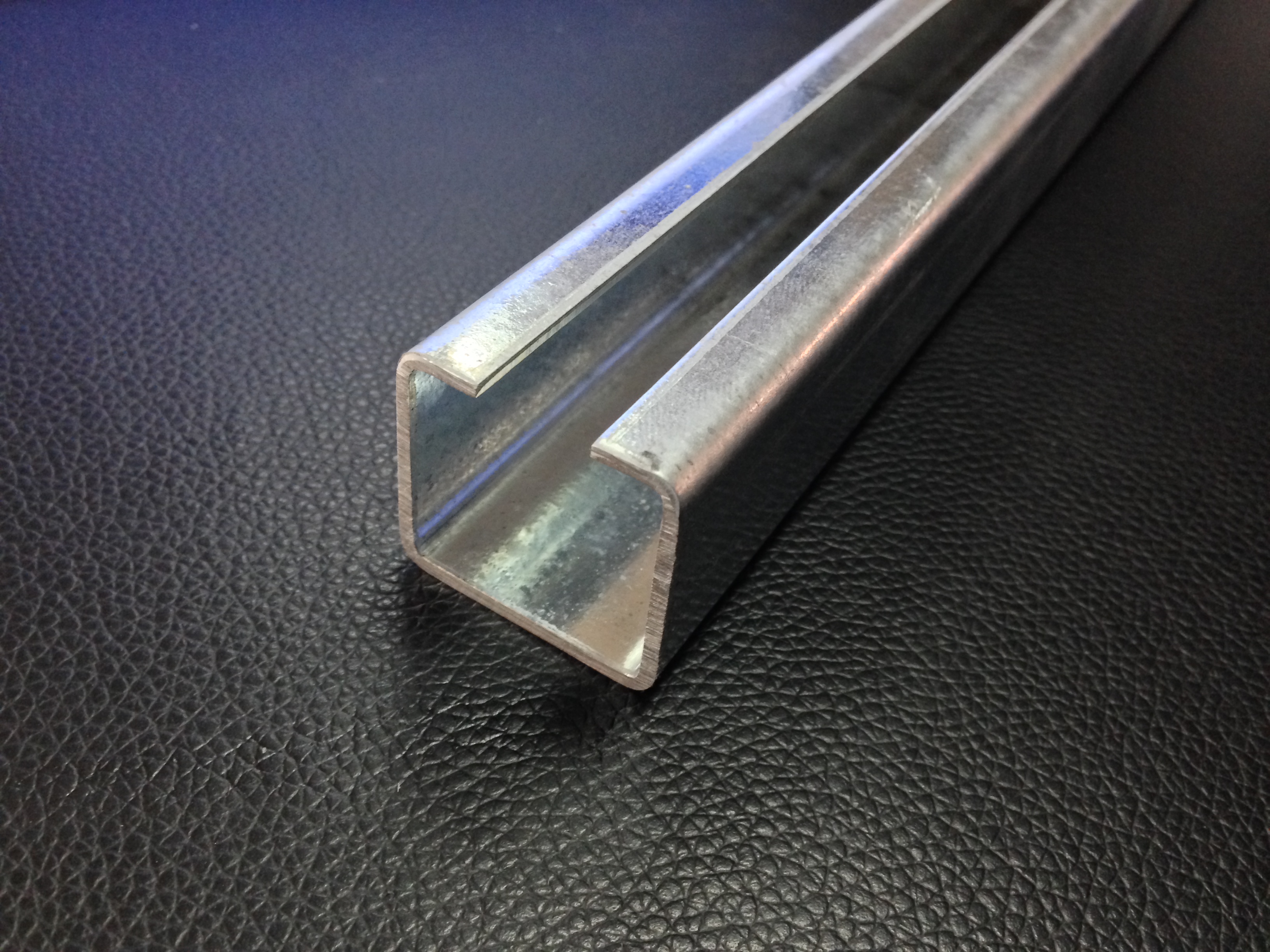 自动生产线c型轨,滑轮,镀锌行车滑轨,c型吊轨