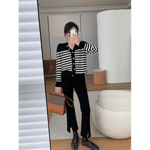 MUKOK black and white color contrast striped knitted cardigan womens 2022 autumn new V-neck long-sleeved slim wool bottoming shirt