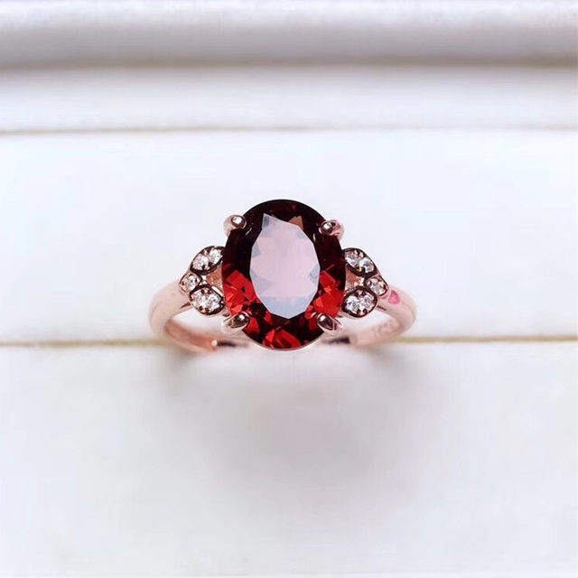 ແຫວນ gemstone garnet ທໍາມະຊາດບໍລິສຸດ 925 sterling silver ruby ​​​​plated 18K ຄໍາ Mozambique garnet ແຫວນແມ່ຍິງ