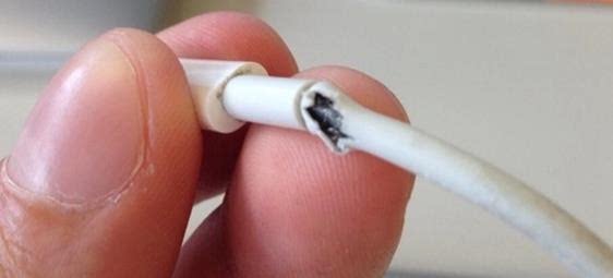 黑科技:砸不断,扯不断的手机数据线来了