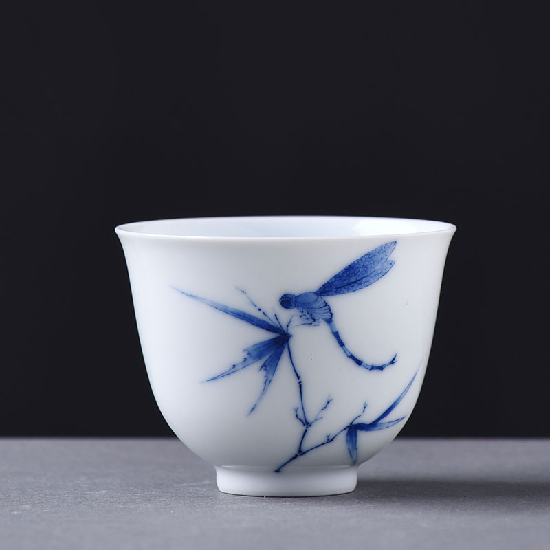 JingJun jingdezhen kung fu tea cups ceramic sample tea cup hand - made of blue and white porcelain cups cup personal Lord