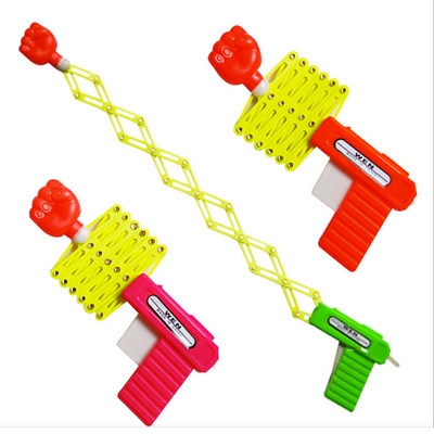 儿童整蛊搞怪玩具魔魔术弹力伸缩拳头枪小孩玩具80后童年怀旧经典_7折