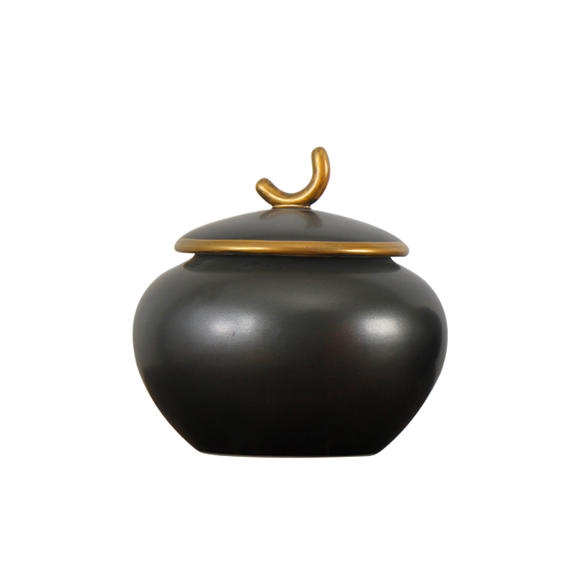 Ceramic pot of black paint Ceramic tea pot Ceramic act the role ofing is tasted furnishing articles furnishing articles household act the role ofing is tasted example room