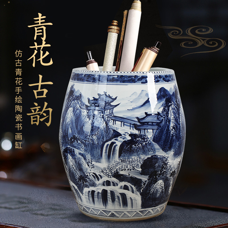 Jingdezhen ceramic painting and calligraphy cylinder hand - made of blue and white porcelain antique calligraphy and painting porcelain painting cylinder tube to receive a large scroll cylinder study