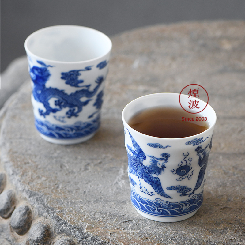 Those jingdezhen blue and white nine calcinations hand longfeng hand made blue and white porcelain cup cup bamboo cup