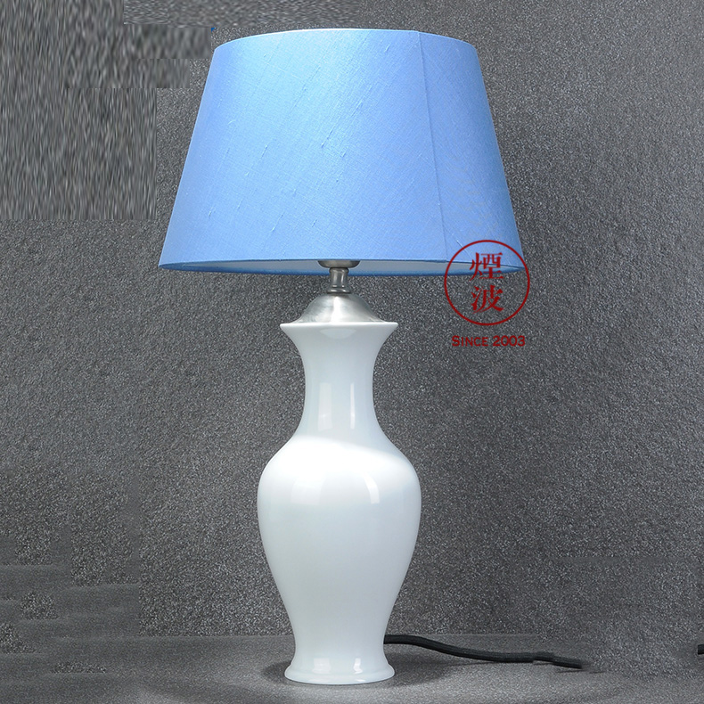 German HOME mason MEISSEN porcelain lamps blue color white vase type desk lamp that occupy the HOME furnishing articles