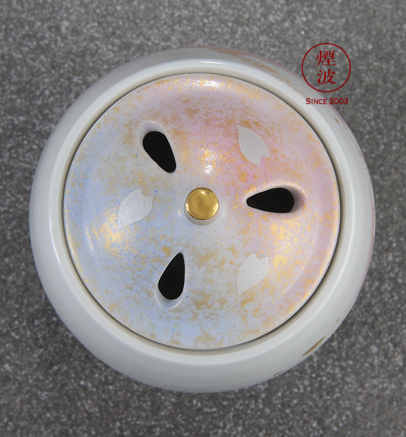Those Japanese nine valley burn hand - made porcelain has a mountain flower dance of fragrance incense buner