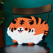 Russian poke embroidered little tiger carpet hand embroidered diy wool line drawing mat couple poo-poke material bag