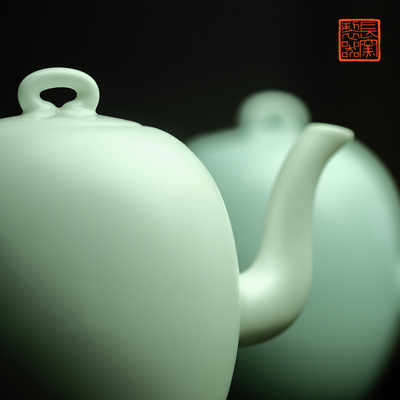 Long up controller offered home - cooked in manual, grey light Bai the Qing glaze beauty shoulder teapot jingdezhen ceramic tea set