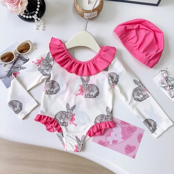 Girls one-piece swimsuit summer new children's long-sleeved swimsuit small and medium-sized children's fashionable cartoon leaking back vacation swimsuit
Girls one-piece swimsuit summer new children's long-sleeved swimsuit small and medium-sized children's fashionable cartoon leaking back vacation swimsuit