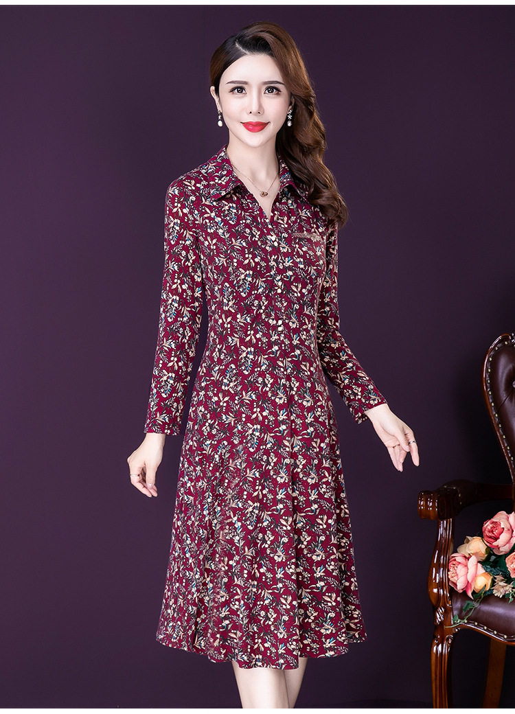 妈妈碎花连衣裙2022夏装新款中年大码时尚洋气中长款收腰显瘦裙子