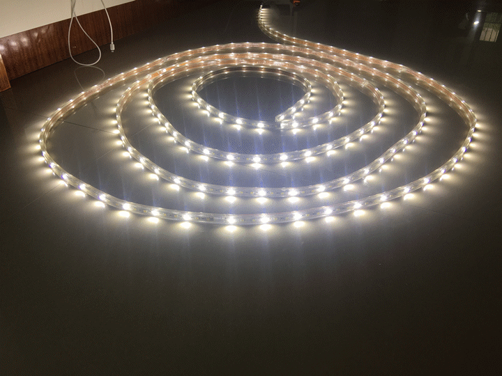 led彩色灯带 户外防水闪烁灯带 七彩变色霓虹灯 六色跑马流水灯