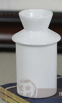 Jingdezhen ceramics ceramic cup warm wine pot cup with half jins temperature wine pot yellow glass in a cup