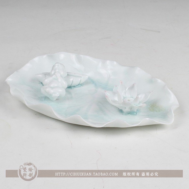 Manual open piece of ice crack roll film ceramic lotus fragrance incense joss stick inserted vertebral plate of the lad decorative furnishing articles