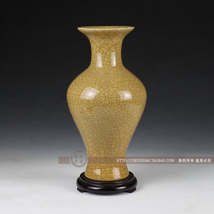 Antique vase of jingdezhen ceramics up the open crack glaze neoclassical sitting room adornment is placed