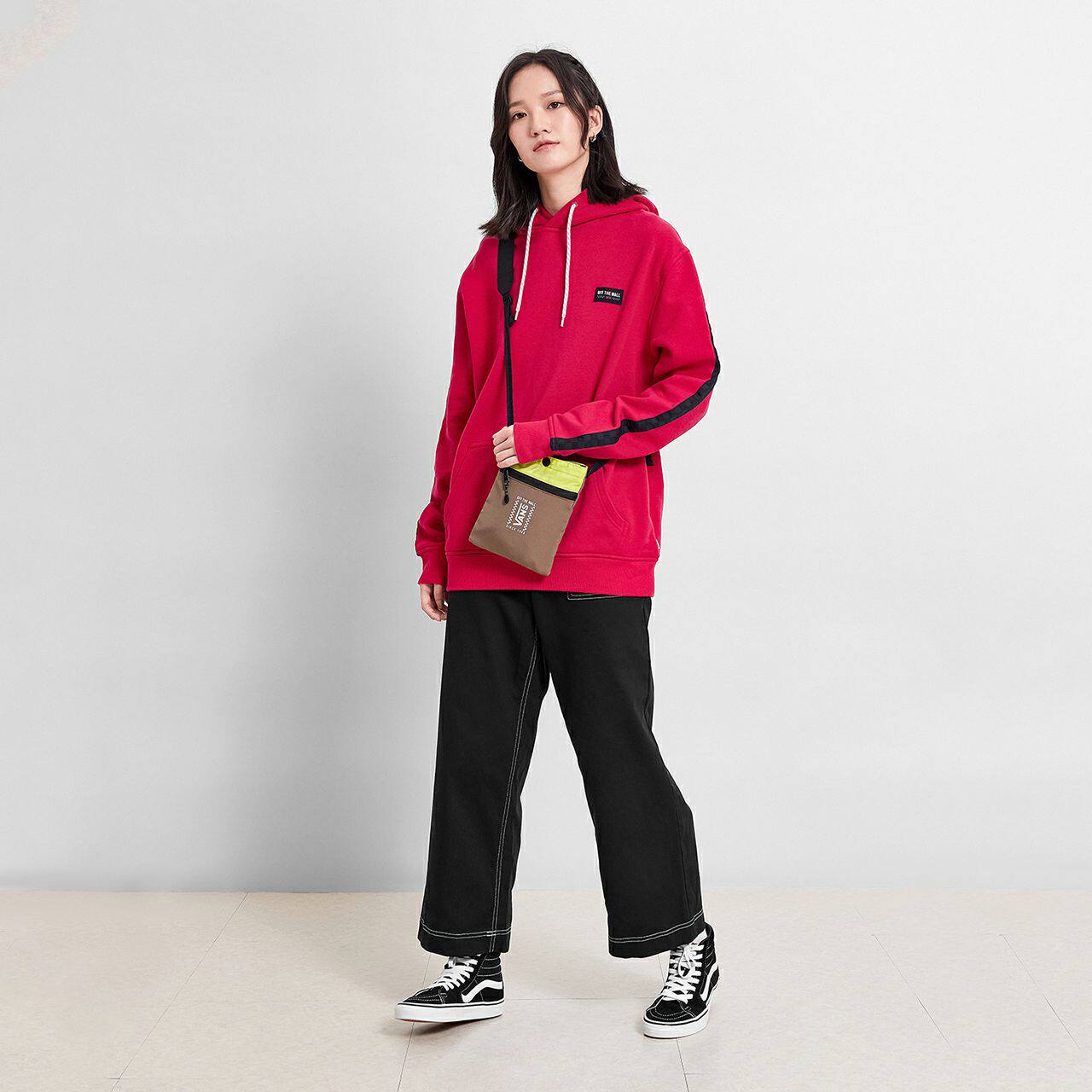 vans 范斯 urban explorer 女子连帽卫衣 *2件