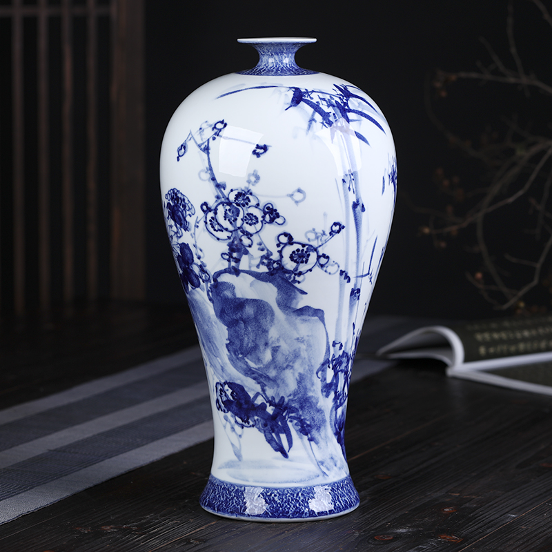 Jingdezhen ceramic masters hand draw blue and white porcelain vases, flower arrangement furnishing articles sitting room porch ark of new Chinese style decoration