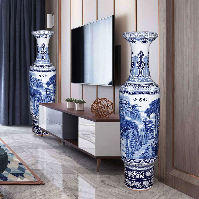 Jingdezhen ceramics hand - made guest - the greeting pine landscape painting of large blue and white porcelain vase villa hotel opening gifts