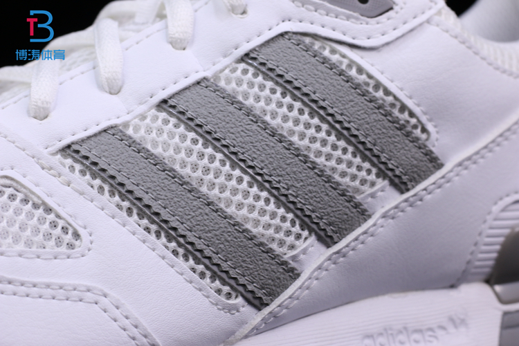 Кроссовки Adidas ZX750 S76189 S76191 Кроссовки Adidas ZX750 S76189 S76191 Adidas / Adidas