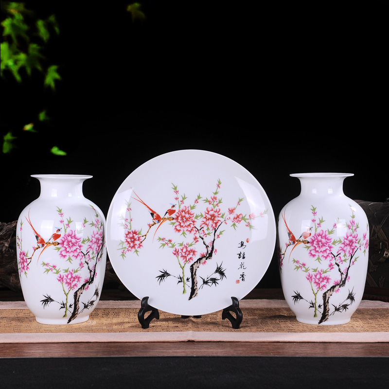 Jingdezhen ceramic three - piece suit modern home decoration crafts vases, ceramic sitting room TV ark, furnishing articles