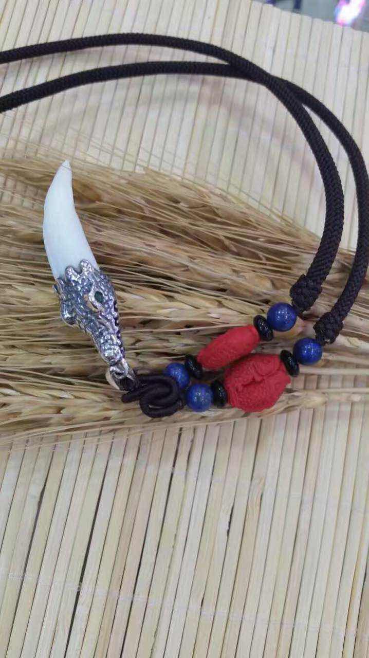 正品纯银鳄鱼牙挂件925纯银镶鳄鱼牙项链男女通用银饰品特价包邮