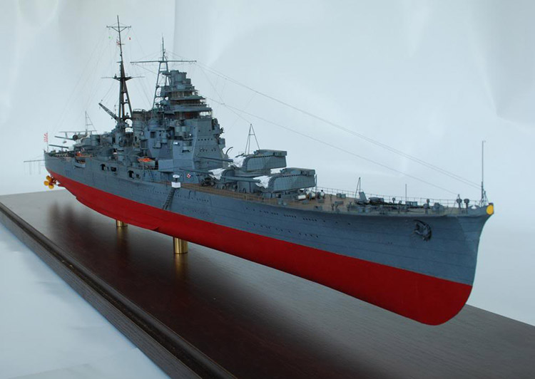 Amazon.co.jp: GPM 1:200 日本海軍 重巡洋艦 高雄 昭和20年時