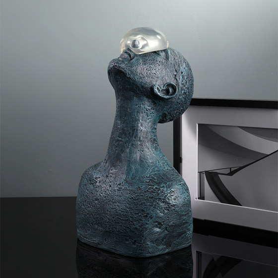 Beihanmei modern light luxury art sculpture ornaments home accessories abstract portrait hotel villa entrance artwork
Beihanmei modern light luxury art sculpture ornaments home accessories abstract portrait hotel villa entrance artwork