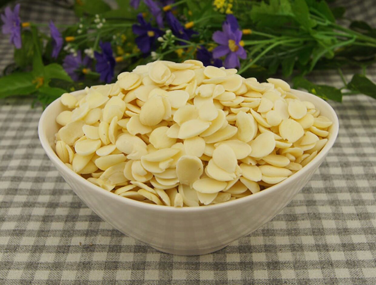 冠膳 优质 脱衣南杏仁250g 光中杏 去皮甜杏仁 可磨豆浆 打杏仁露_7折