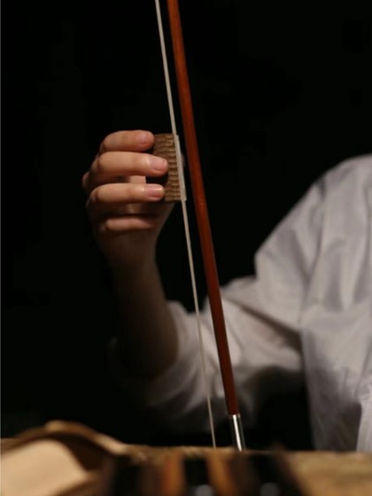 보석 로진은 먼지가 많고 프로 골드 파우더, 섬세하고, 닦기 쉬운, 방지 방지, 바이올린, erhu 첼로 선물 무료 배송 보석 로진은 먼지가 많고 프로 골드 파우더, 섬세하고, 닦기 쉬운, 방지 방지, 바이올린, erhu 첼로 선물 무료 배송