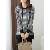 U Home striped sweatshirt women loose bf lazy wind hooded thin pullover 2021 Autumn New Korean coat