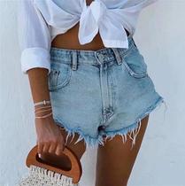 European and American fashion hot girl jeans shorts Fashion blogger same hair jean jeans