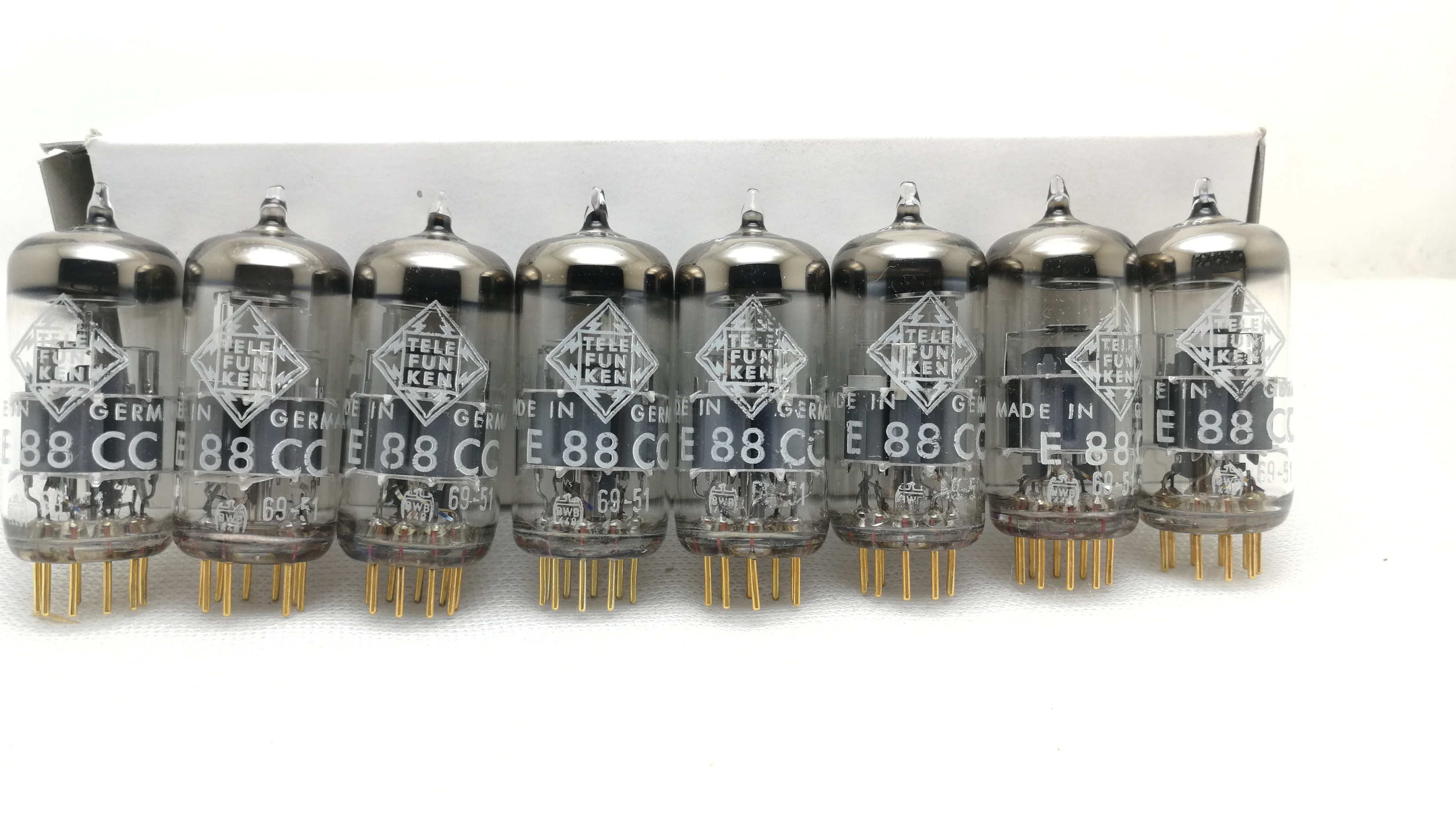 радиолампа Логотип Орел фигурирует черная и белая коробка Телефункен оас/ e88cc/ecc88/6922/6dj8/6n11 трубка радиолампа Логотип Орел фигурирует черная и белая коробка Телефункен оас/ e88cc/ecc88/6922/6dj8/6n11 трубка