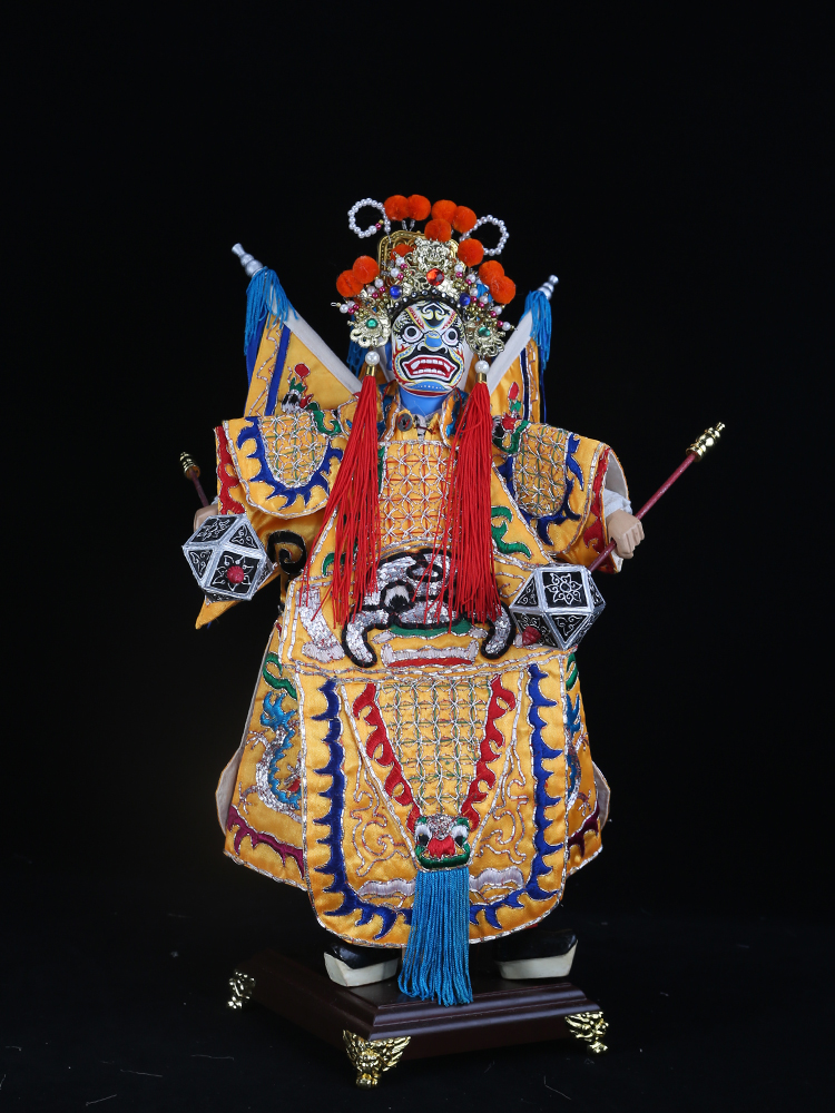 Синий и белый, я.