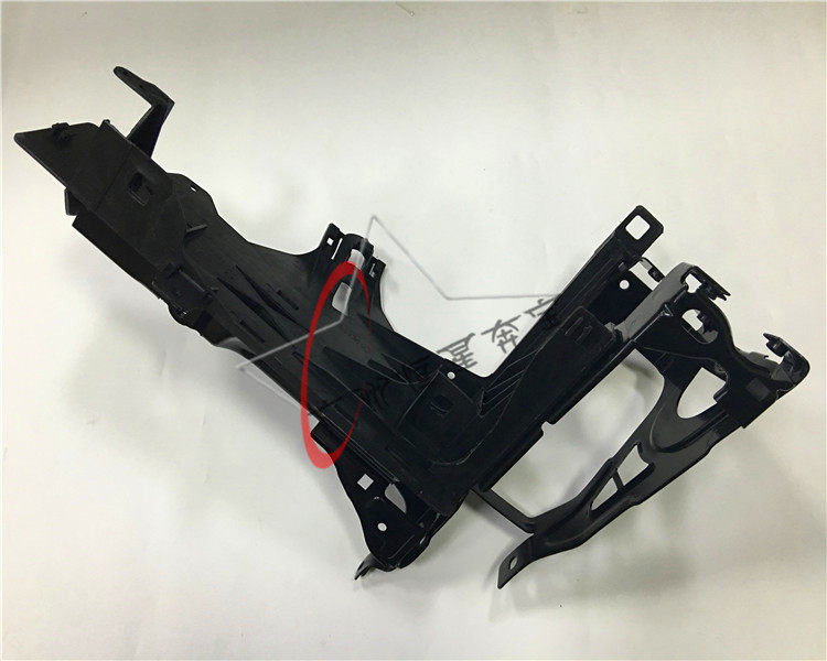 宝马5系f10 f18 520li 523li 525 528 530 大灯支架 大灯固定框架