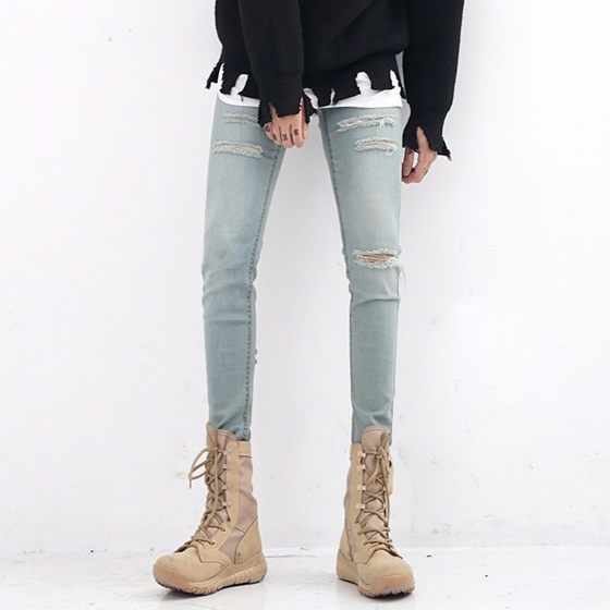 Fashionable men's handsome ripped beggar pants, trousers, elastic trousers, one-length ripped tight blue jeans
Fashionable men's handsome ripped beggar pants, trousers, elastic trousers, one-length ripped tight blue jeans