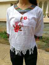 Ethnic style patchwork pure cotton trumpet mustache embroidered V-neck patchwork white top mid-sleeve spring and summer top pure cotton