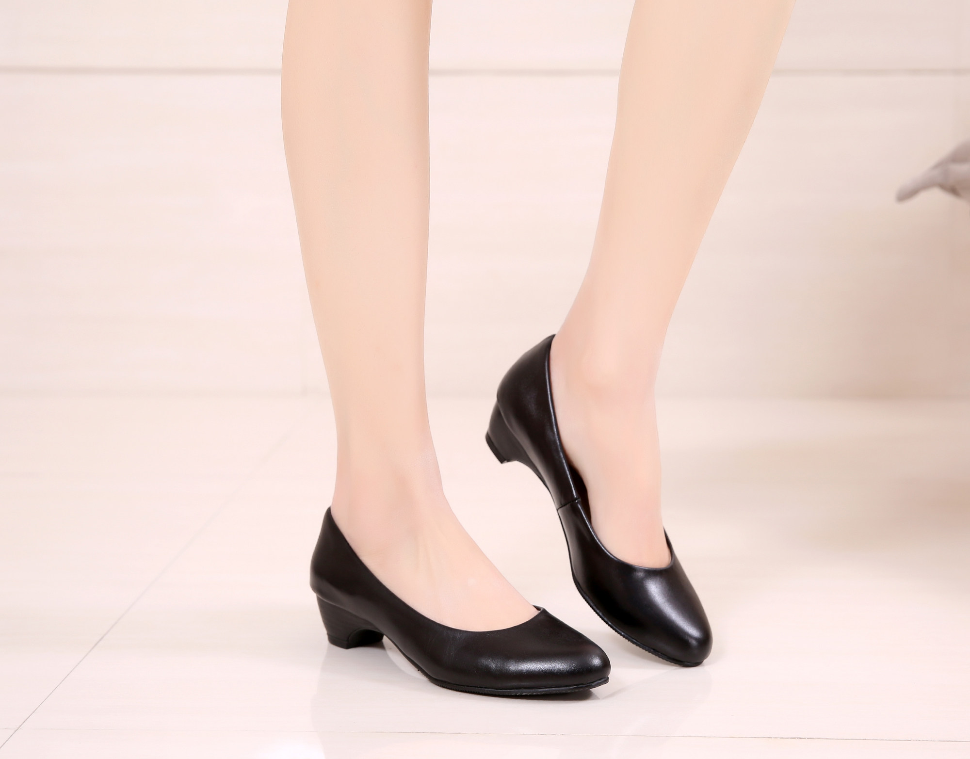 上海第一皮鞋厂登云女鞋正品全牛皮ol通勤职业鞋工作鞋低跟女单鞋