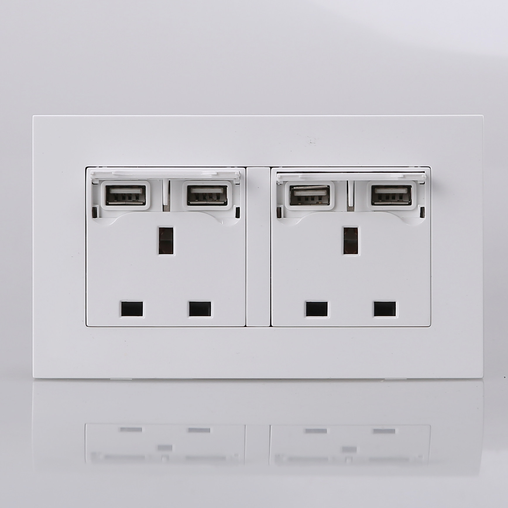 146英标usb插座 香港澳门13a英式方插三孔手机充电面板英规出口