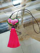 National wind bifacial embroidered bell streaming Su necklace wool coat chain heart-shaped flowers 100 hitch female necklace