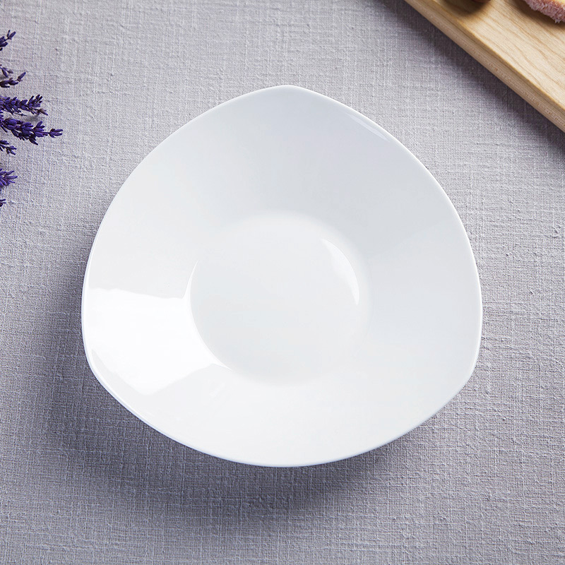 Jingdezhen porcelain household pure white ipads porcelain triangle soup plate pasta FanPan salad vegetables dishes creative ceramic plate