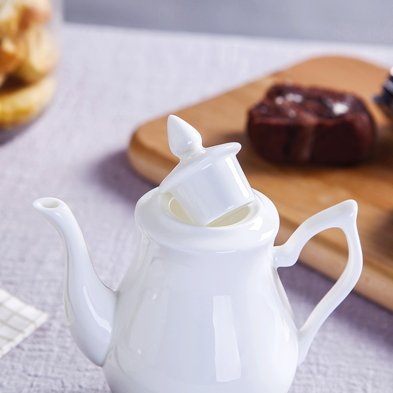 Pure white ipads porcelain oil can small oil sauce pot seasoning bottle table vinegar jug of soy sauce pot of 320 ml